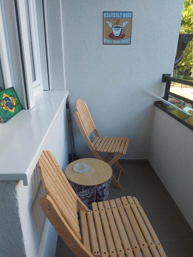# Espresso 2 Apartman Sa Garazom Sremska Mitrovica Eksteriør bilde
